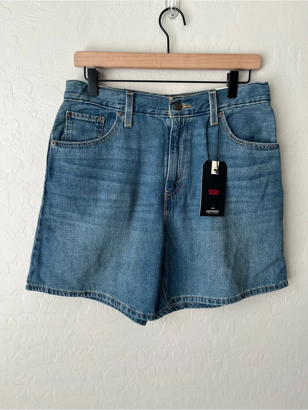 Levi’s high baggy jean shorts linen + denim light weight NEW 30